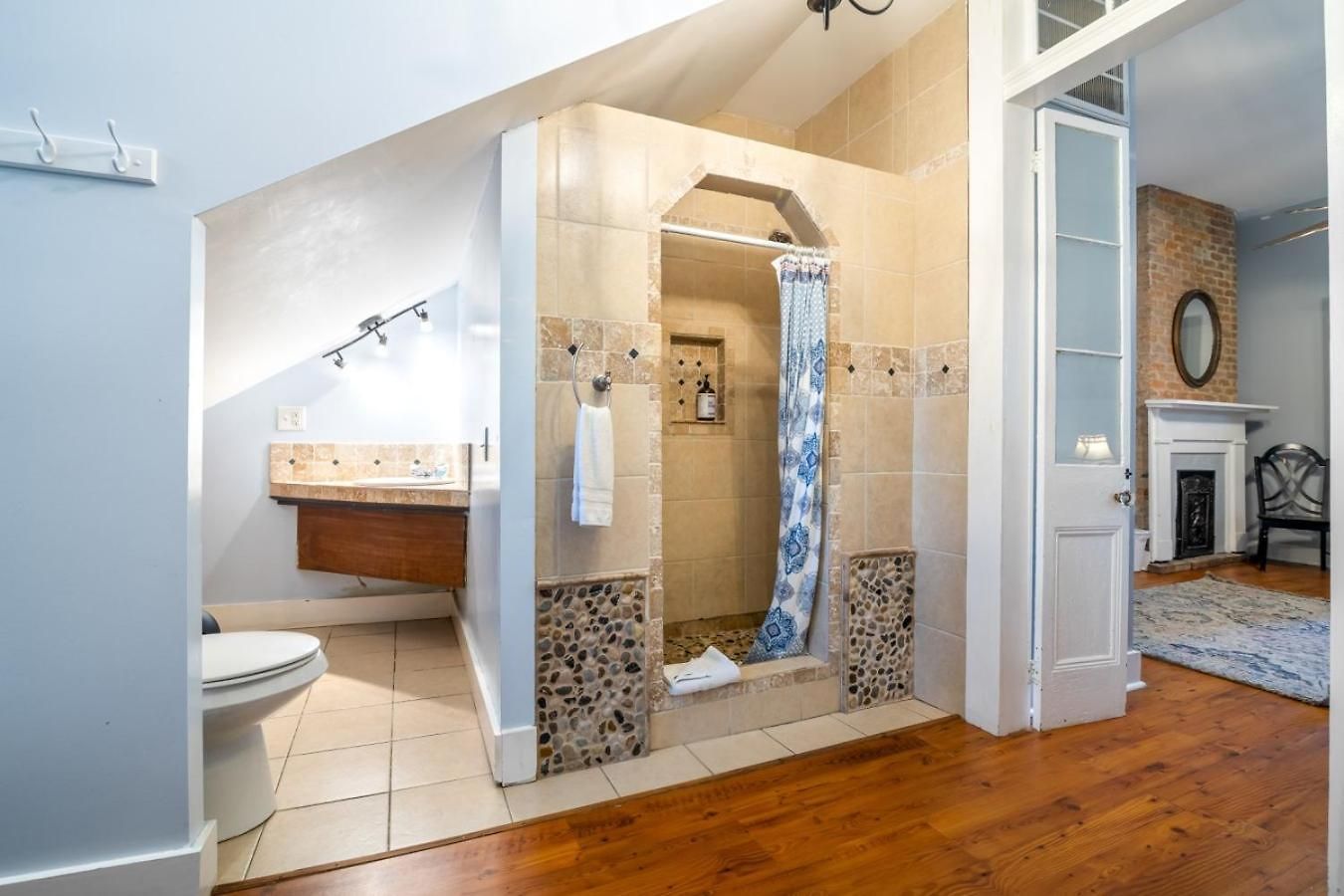 Governors Mansion 5 Bedroom-3 Bath * New Orleans