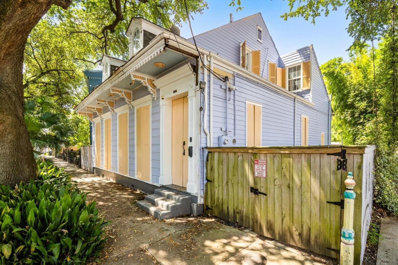 Governors Mansion 5 Bedroom-3 Bath * New Orleans