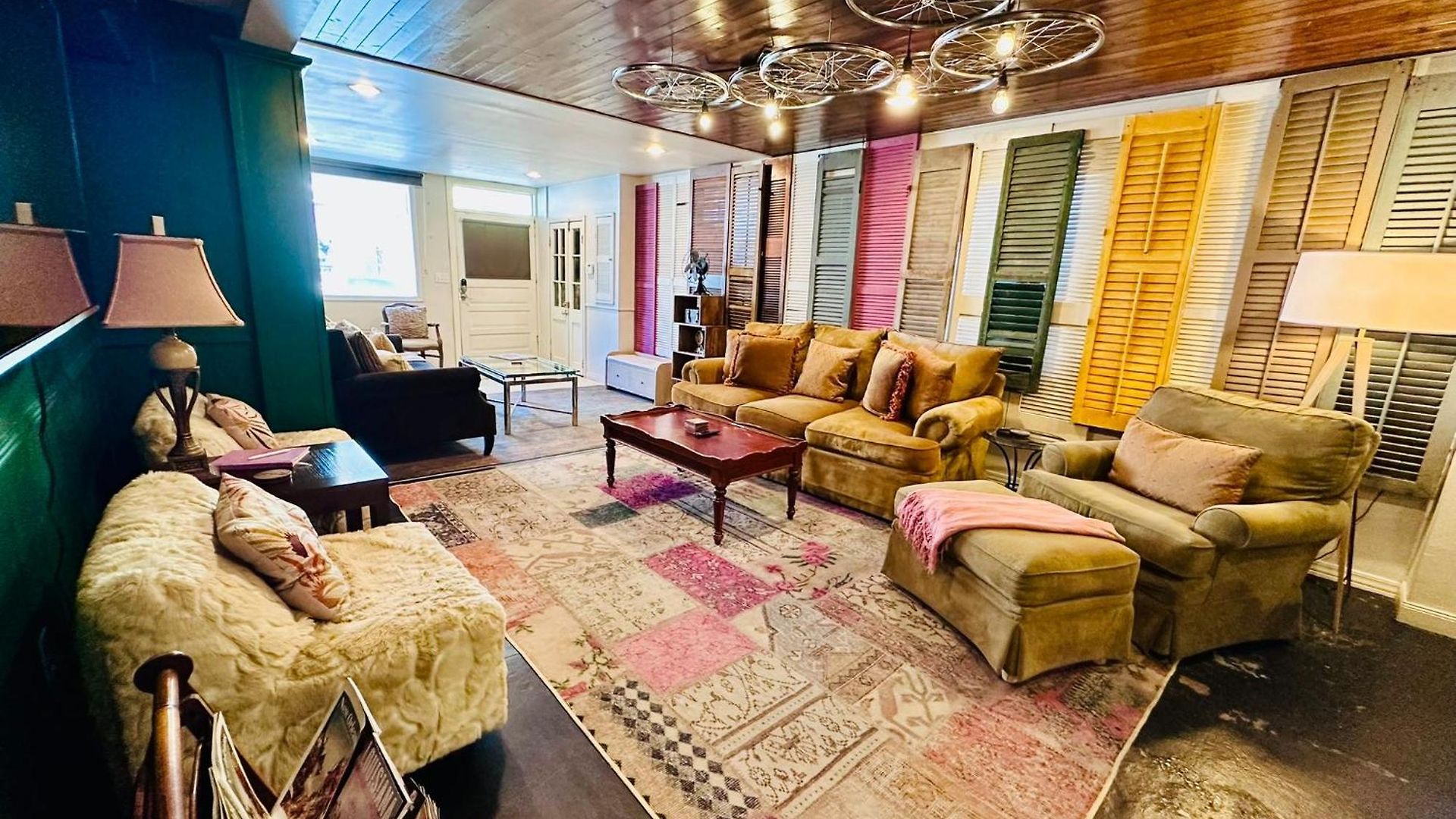 Apartment 3 Bedroom Private First Floor Apartment In Marigny Sleeps 6 Walk To Frenchmen & Bourbon & French Quarter