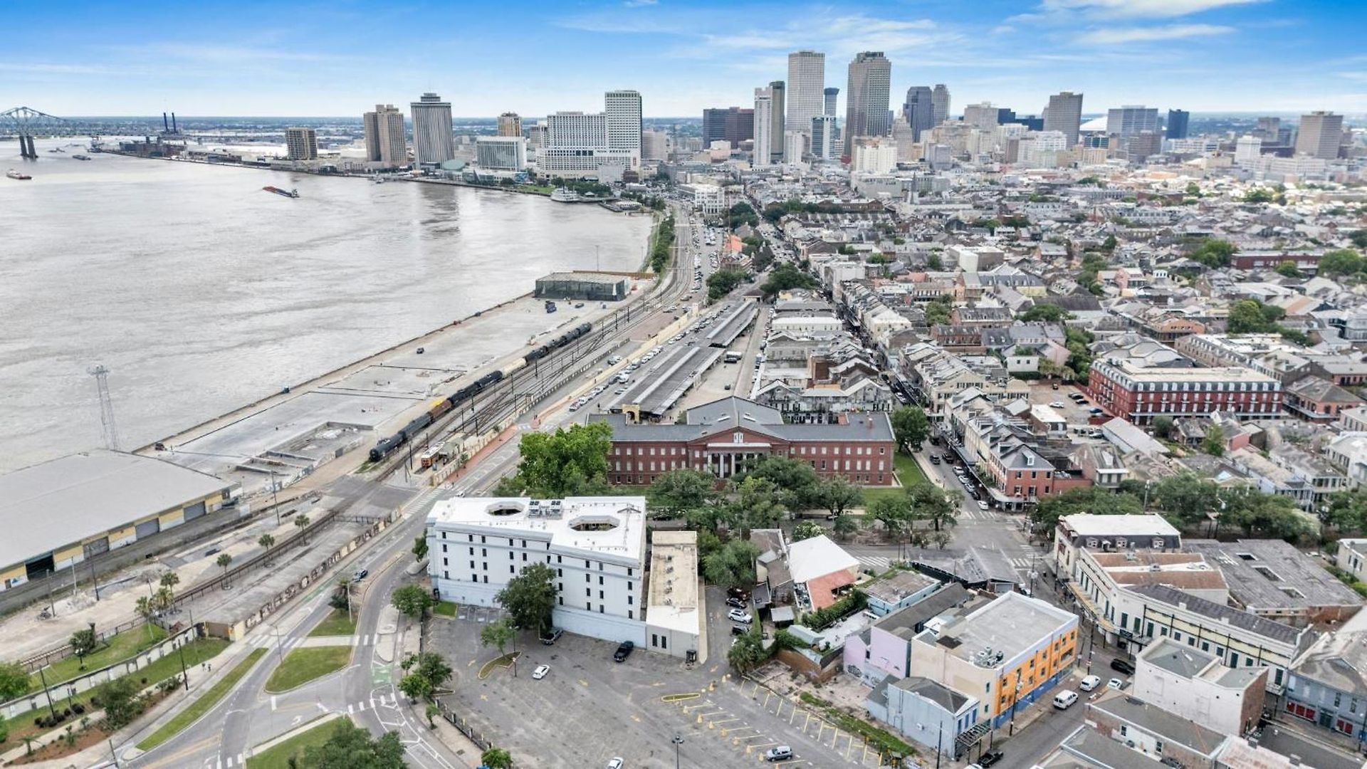 Hotel Nola Retreat Next To Frenchmen & French Quarter