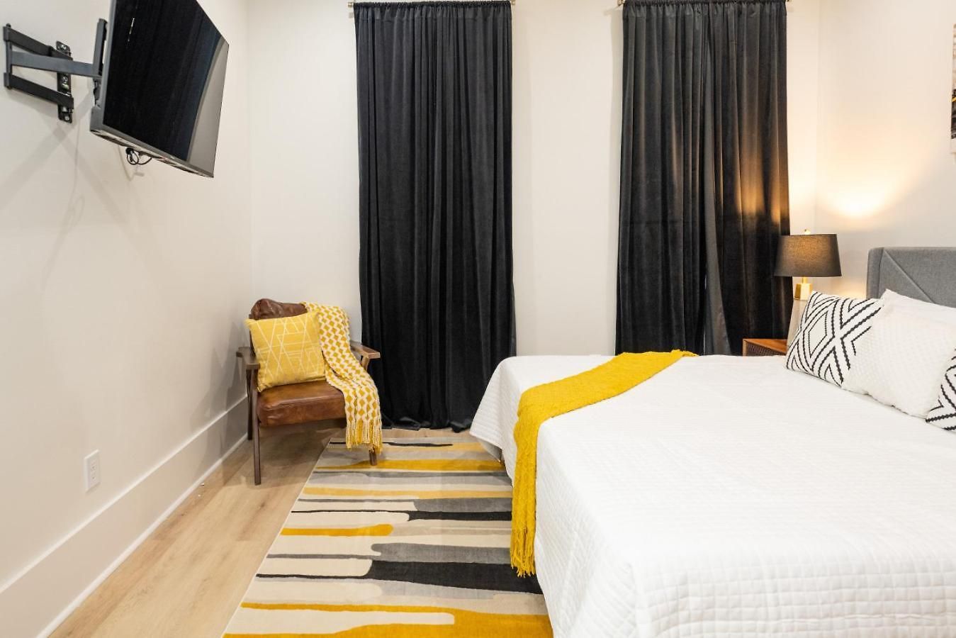 Shimmering New Nola Tvs In Bedrooms & Parking New Orleans