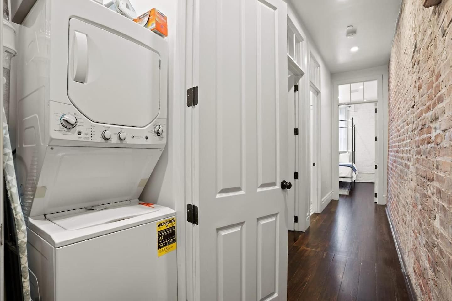 Group-friendly Near Bourbon Street * New Orleans