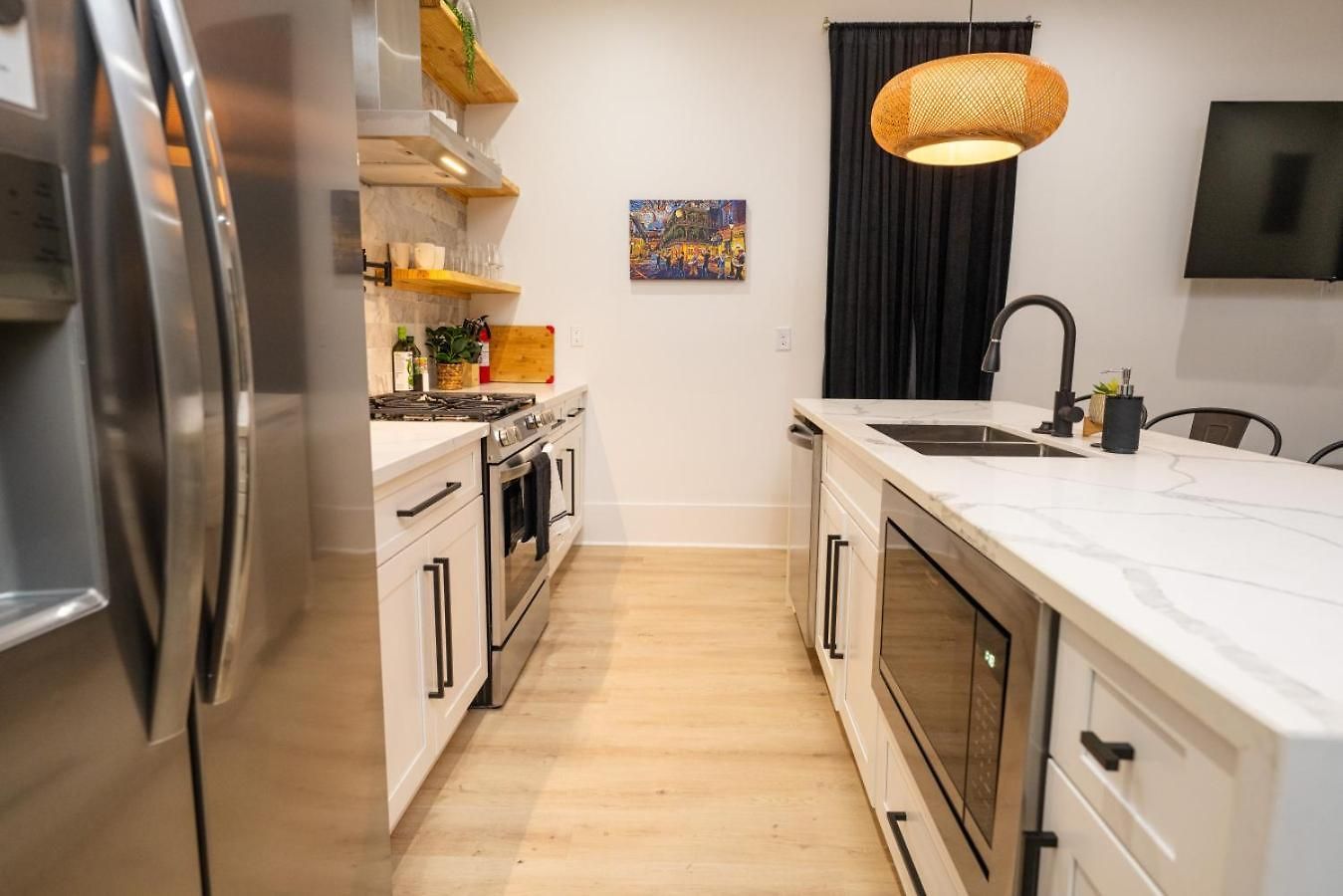 Holiday home Shimmering New Nola Tvs In Bedrooms & Parking *