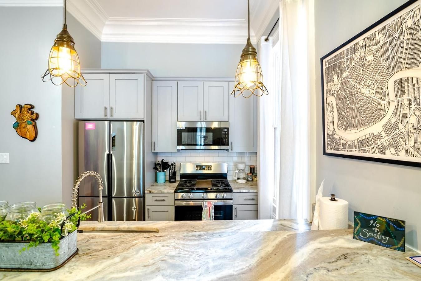 Governors Historic 5bed-5ba Apartment New Orleans