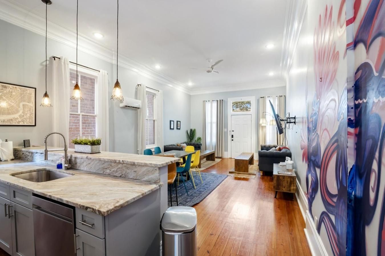 Governors Historic 5bed-5ba Apartment