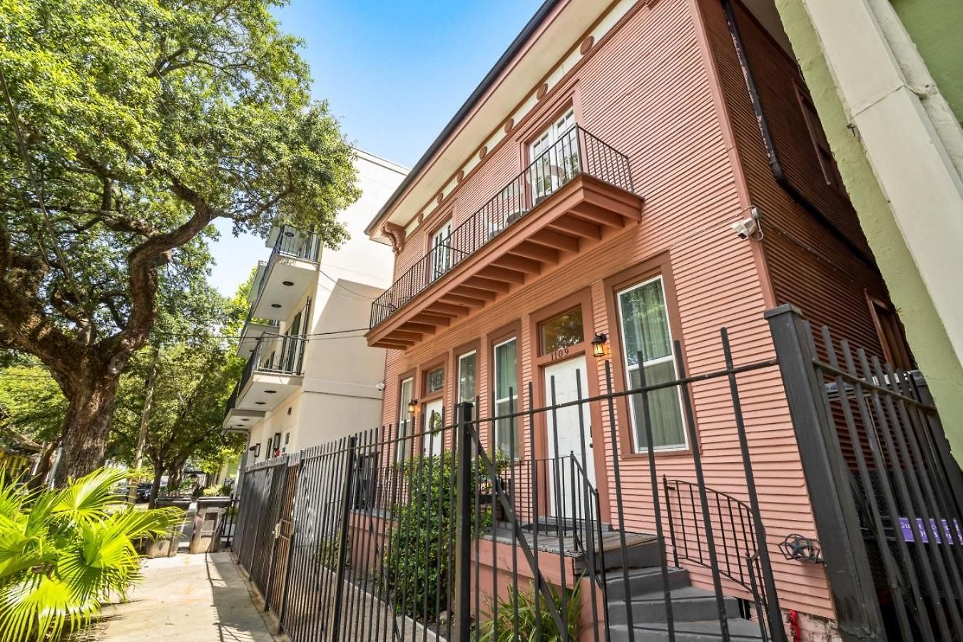 Apartment Governors Historic 5bed-5ba
