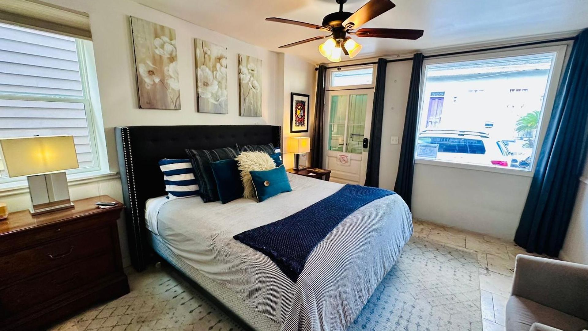 3 Bedroom Private First Floor Apartment In Marigny Sleeps 6 Walk To Frenchmen & Bourbon & French Quarter Apartment