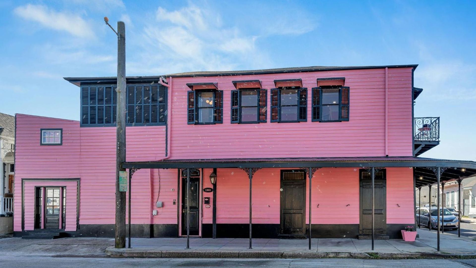 Barbie Dream W Hot Tub Sauna Near Fq Bed & Breakfast