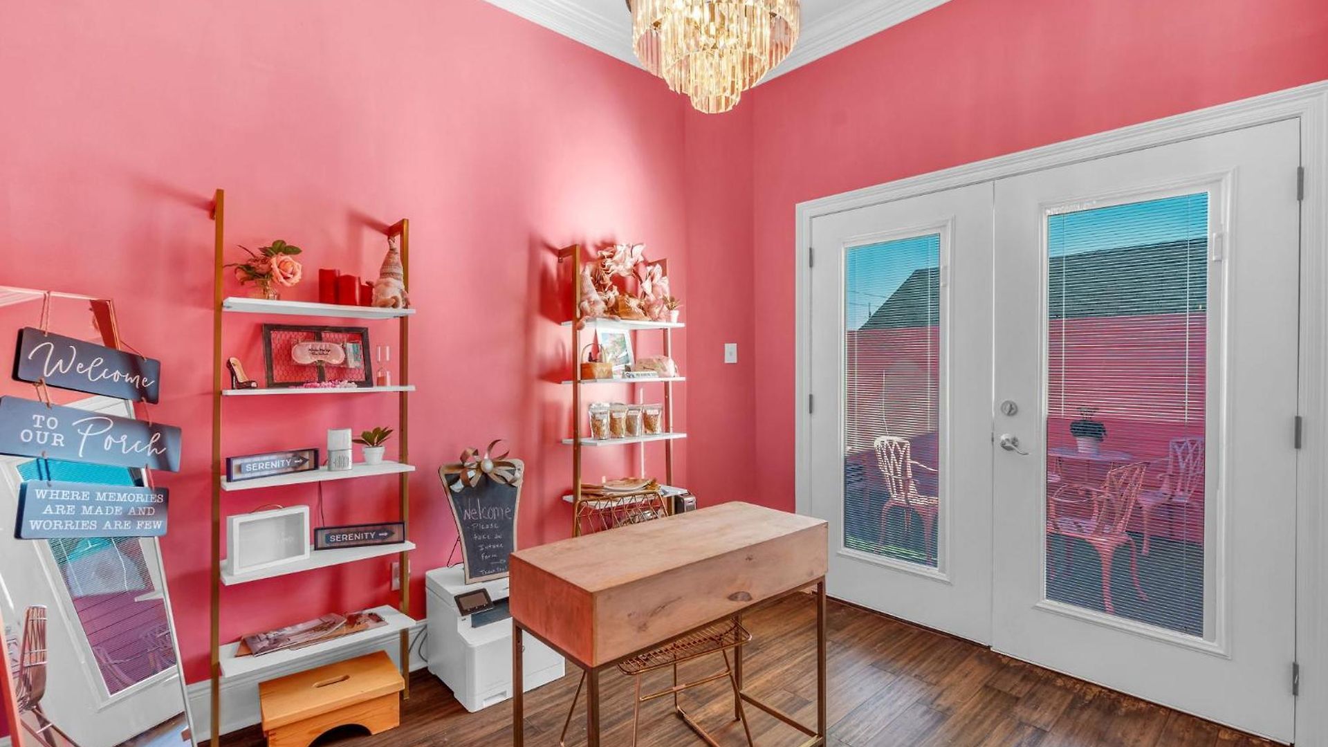 Bed & Breakfast Barbie Dream W Hot Tub Sauna Near Fq
