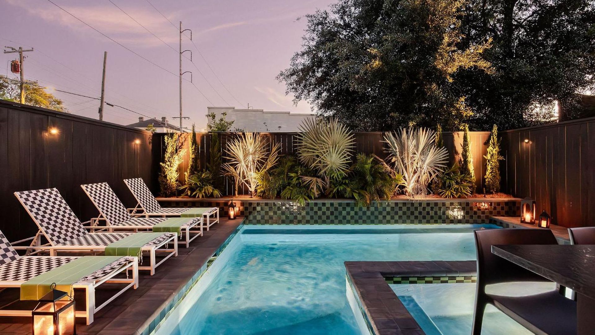 Chic Nola Heated Pool & Holiday home