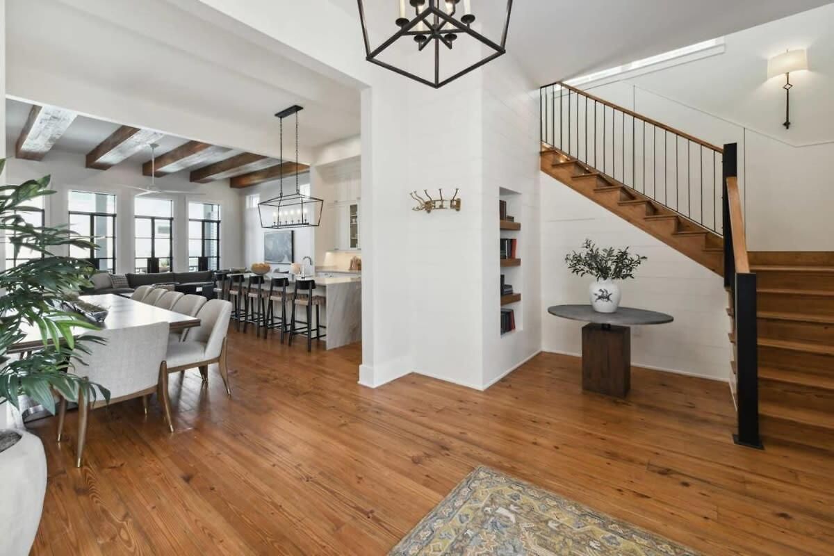 New Luxury Heated Pool & New Orleans