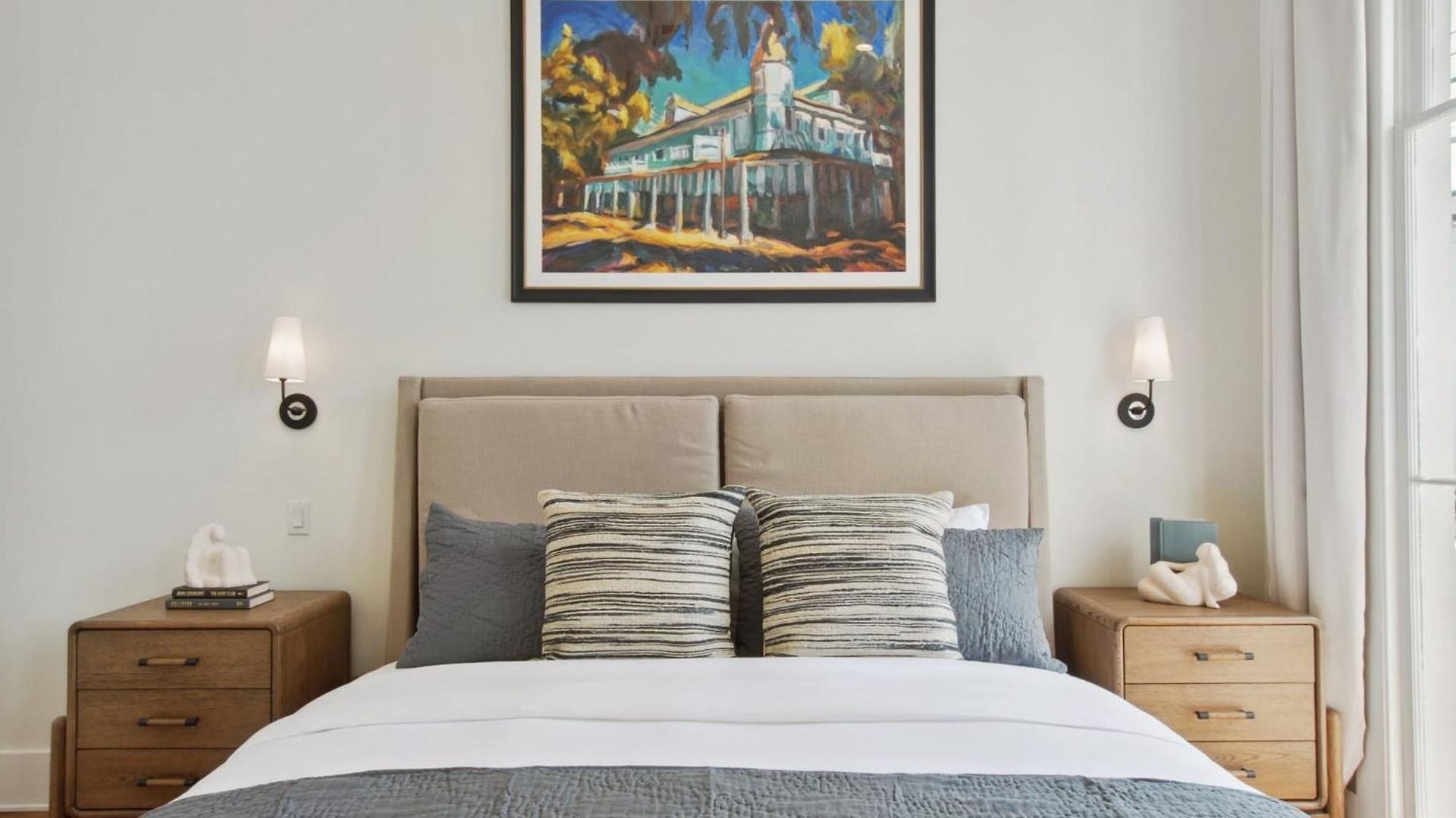 Designer 6-bedroom Pool 1 Block To Parade Route New Orleans
