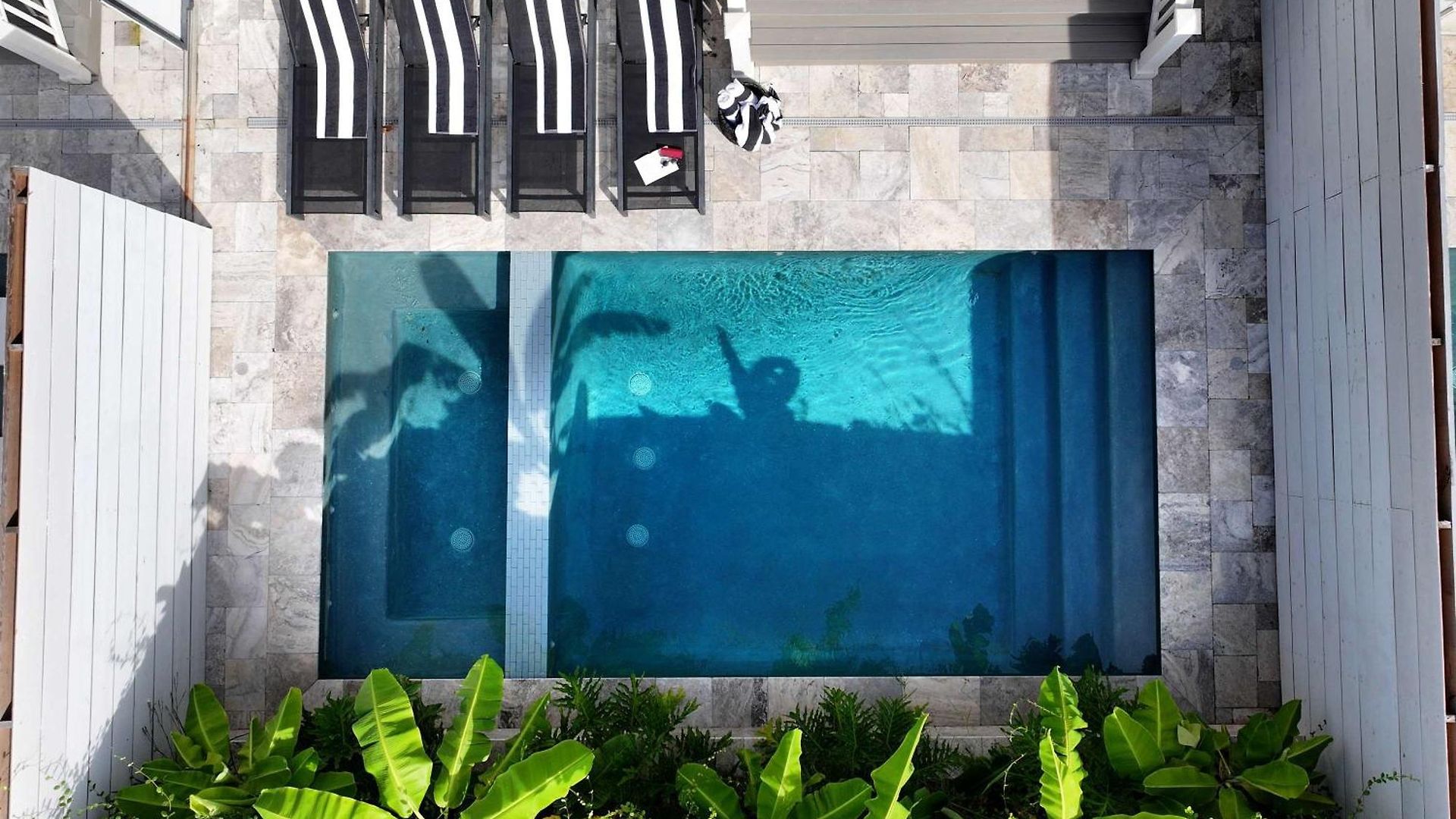 Holiday home Luxe 7 Bedroom Heated Pool And Heirloom *