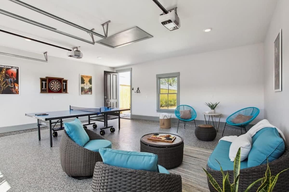 Deluxe Modern Heated Pool & Game New Orleans