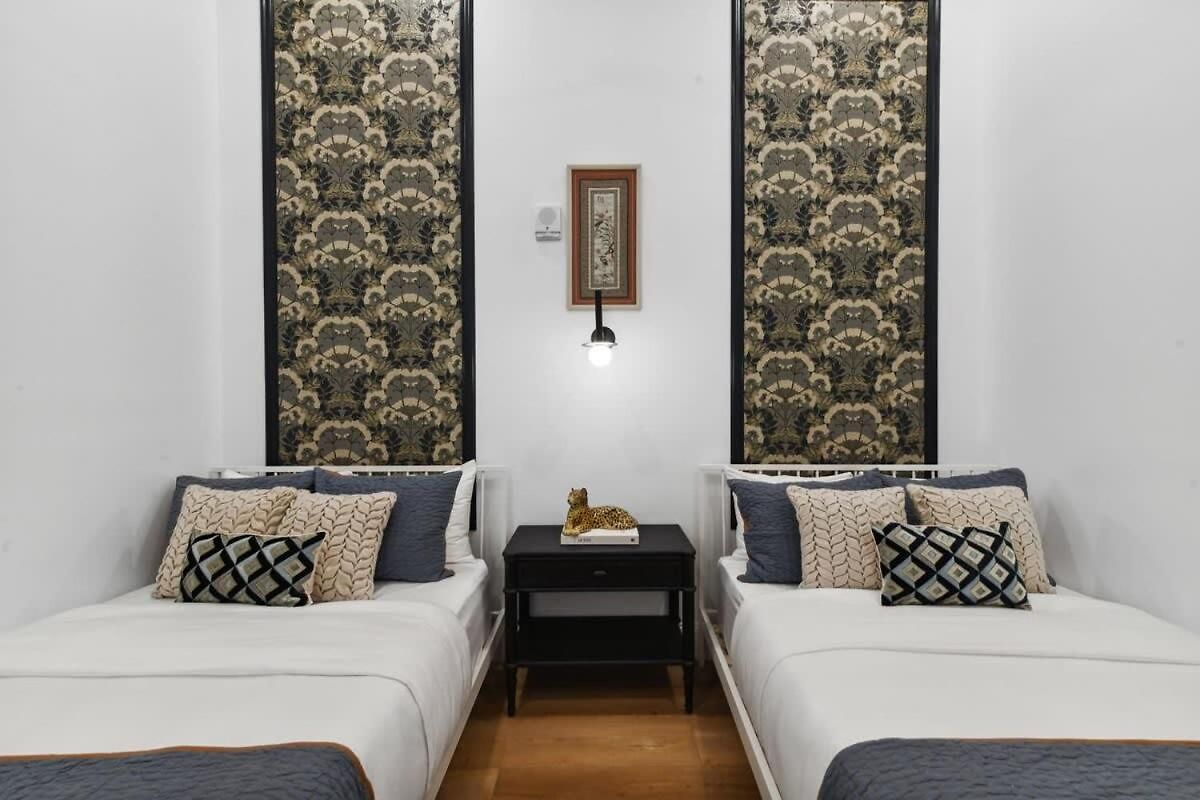 Spacious Cbd Near French Quarter Hotel