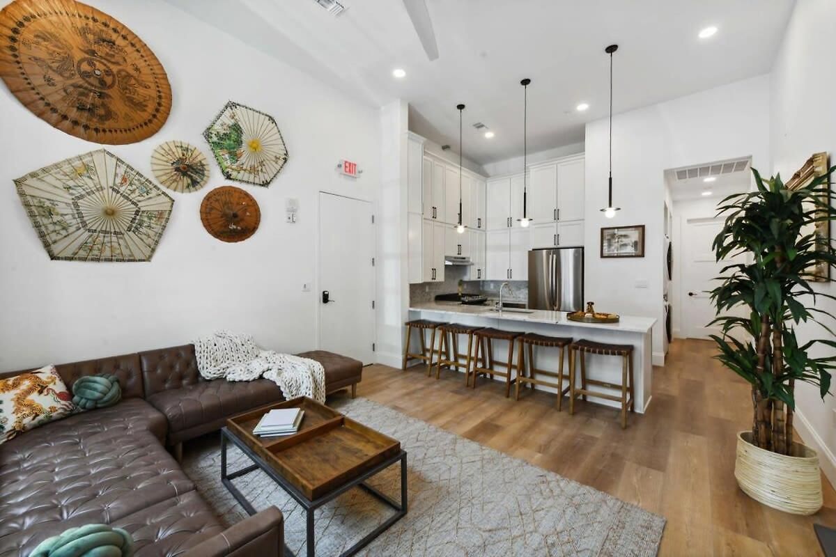 Spacious Cbd Near French Quarter Hotel