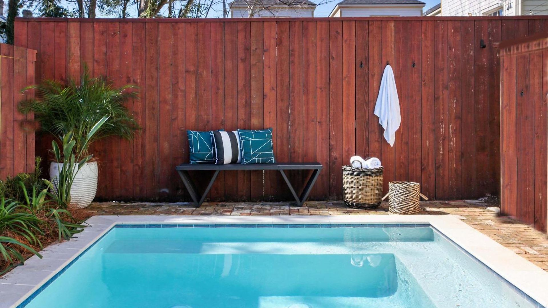 Holiday home Beautiful Renovated With Private Heated Pool