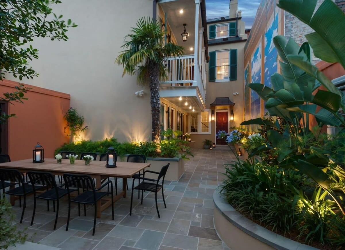 Holiday home Historic Cbd Townhomes With Courtyard New Orleans