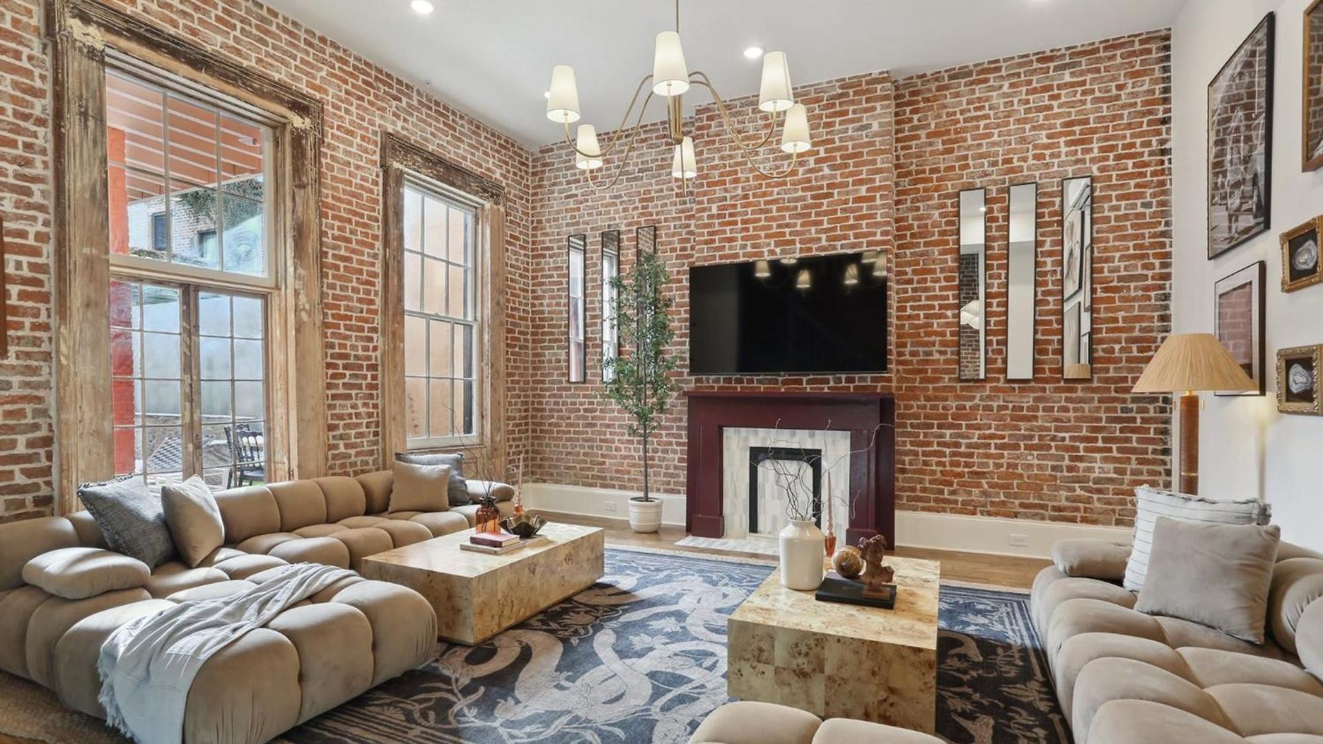 10 Bed & 10 Bath Luxury Cbd - Private Pool Holiday home New Orleans