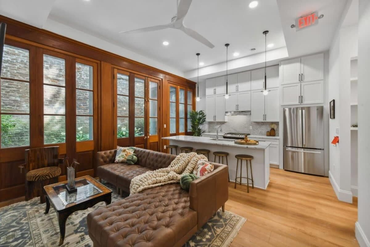 Hotel Modern Cbd With Near French Quarter