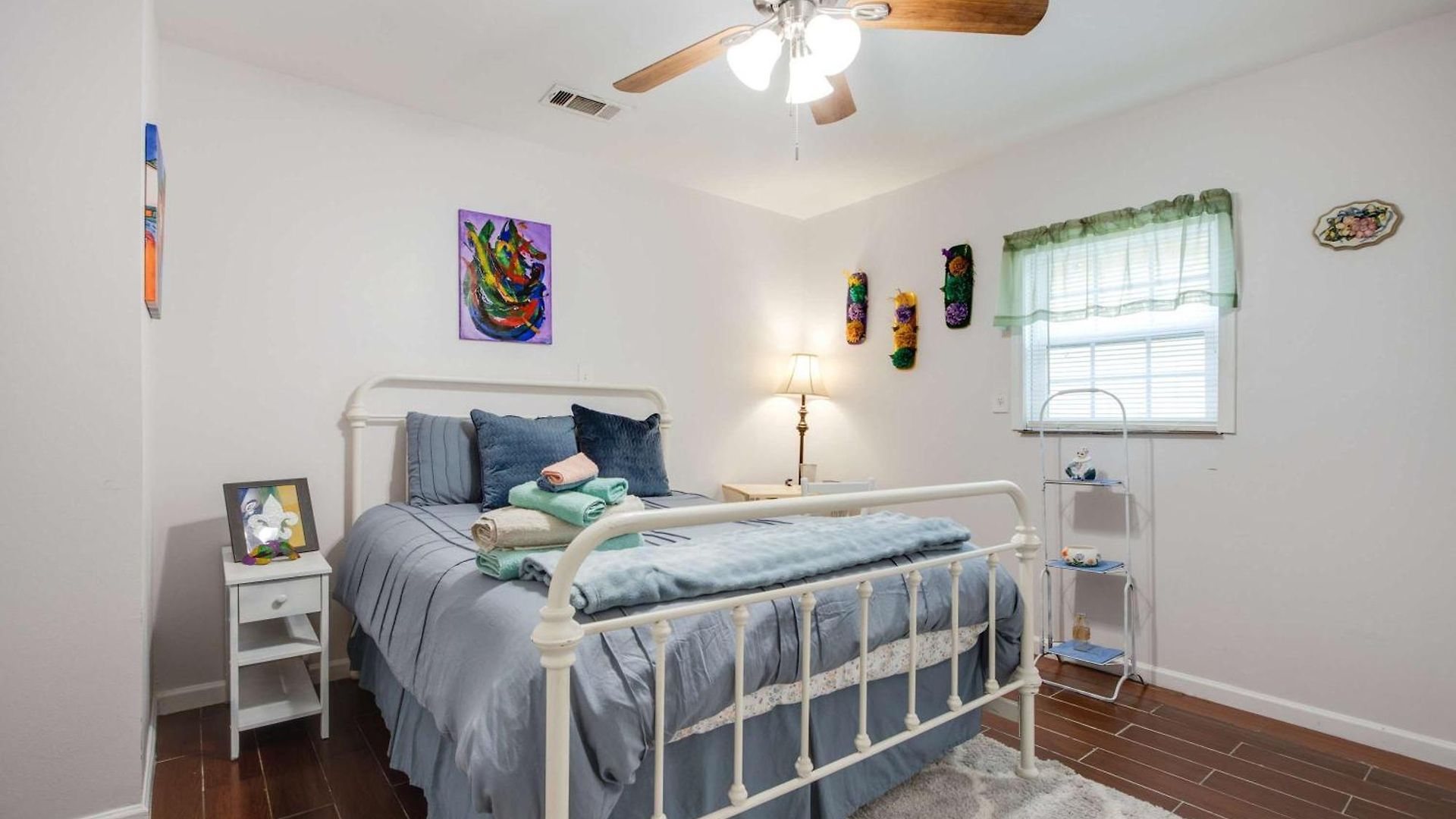 Modern Nola House With Yard Your Mardi Gras Base Holiday home *