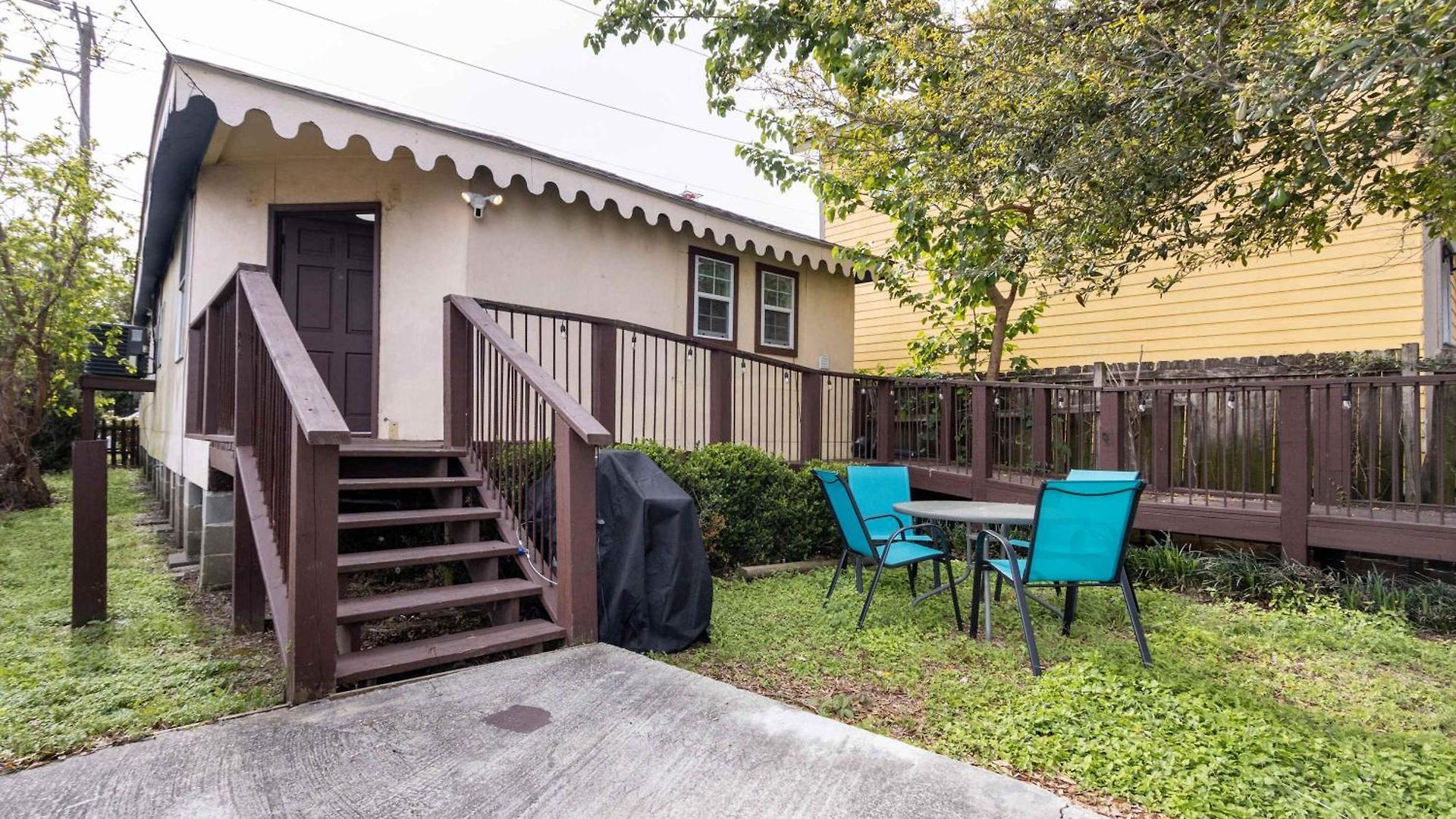 Modern Nola House With Yard Your Mardi Gras Base Holiday home *