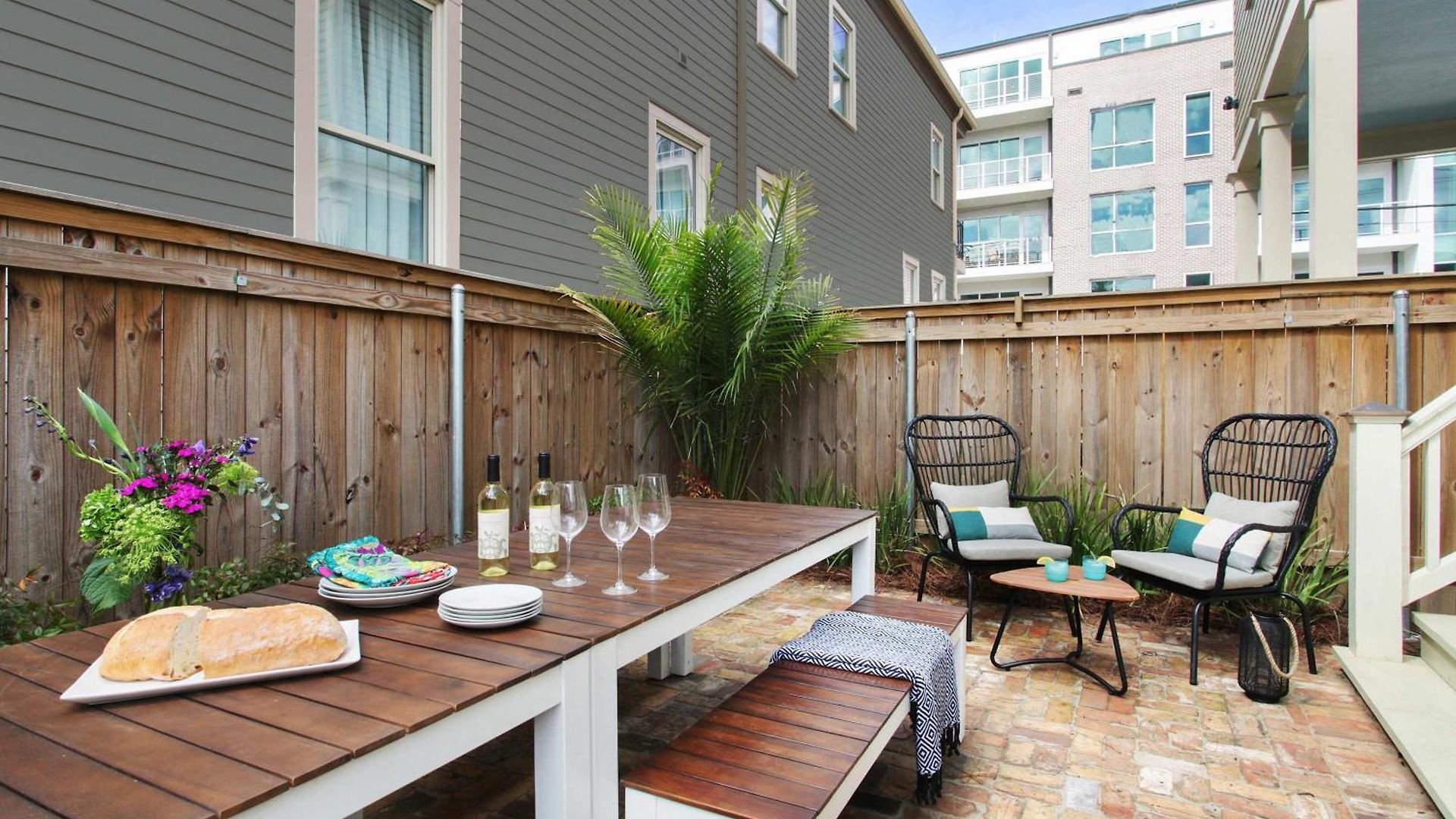 Luxe With Back Patio Near Frenchmen Holiday home *