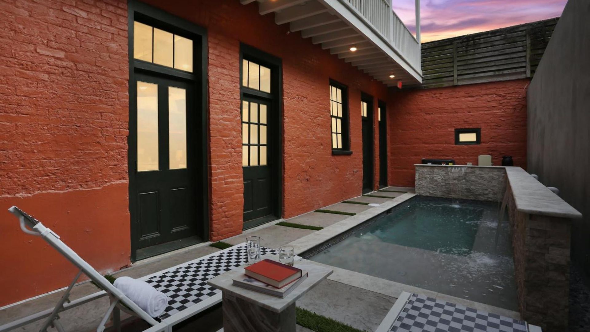 10 Bed & 10 Bath Luxury Cbd - Private Pool * New Orleans