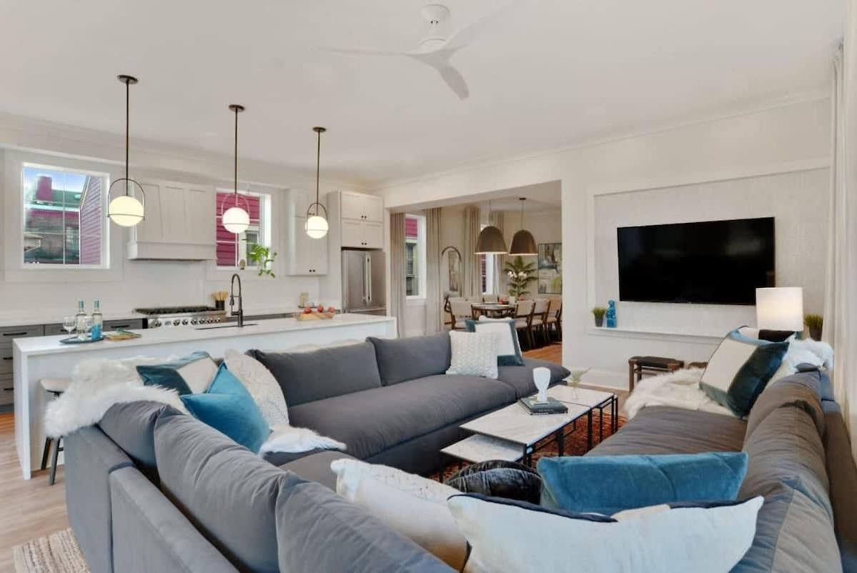 Luxe Sunlit Heated Pool & Near Cbd * New Orleans