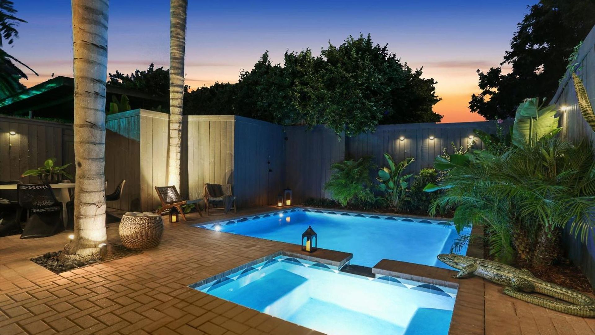 Holiday home 5 Bedroom Designer On Magazine Pool & *