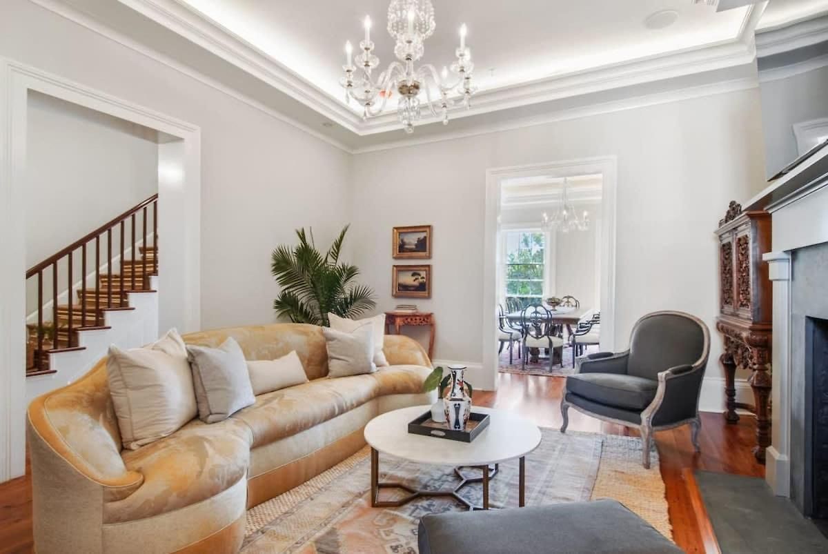 Historic Restored Near To Downtown Holiday home