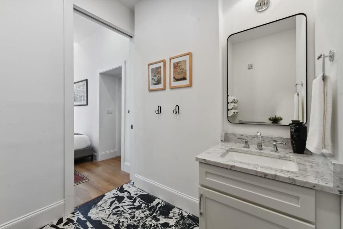 Upscale Cbd Near French Quarter * New Orleans