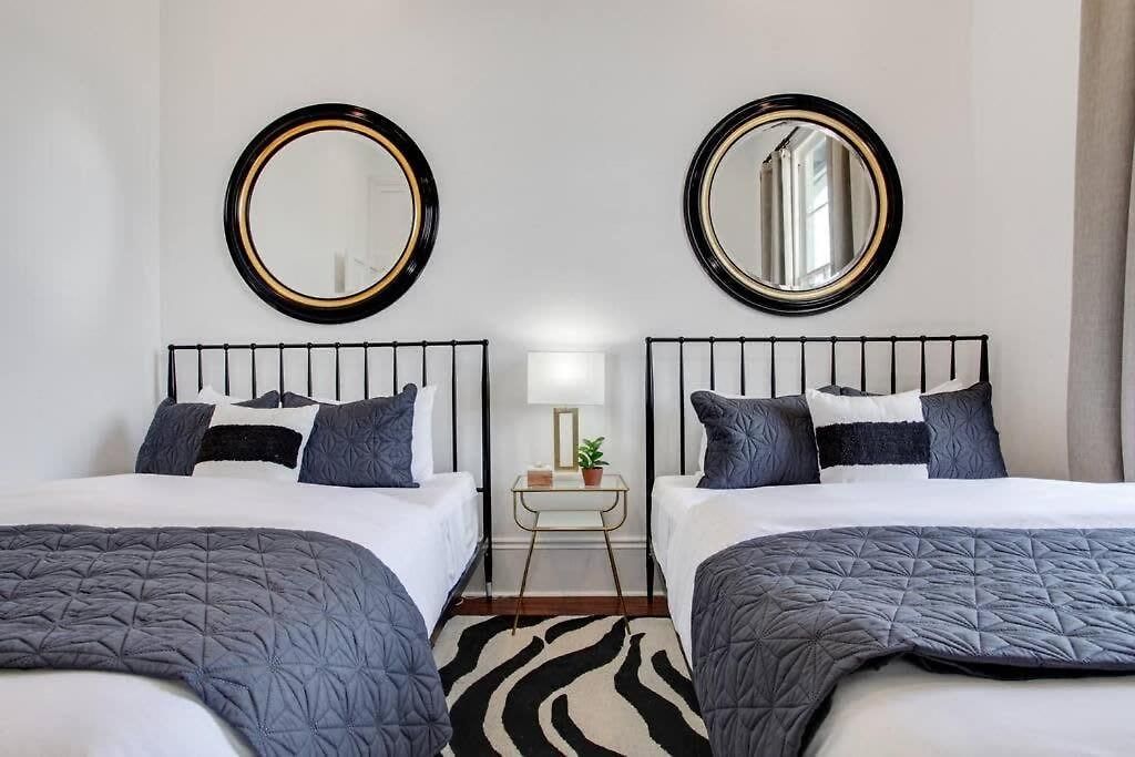 Historic Luxury Retreat Holiday home