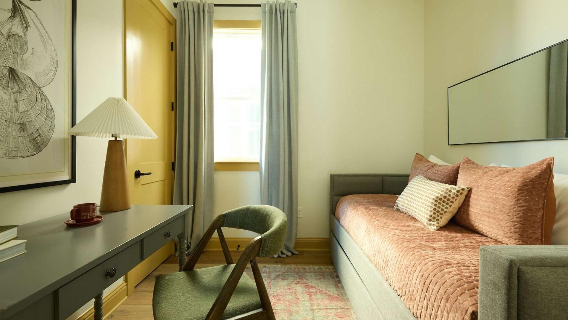Chic Marigny With Heated Pool