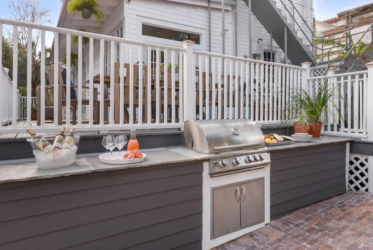 Opulent Expansive Unit Heated Pool And 4* New Orleans