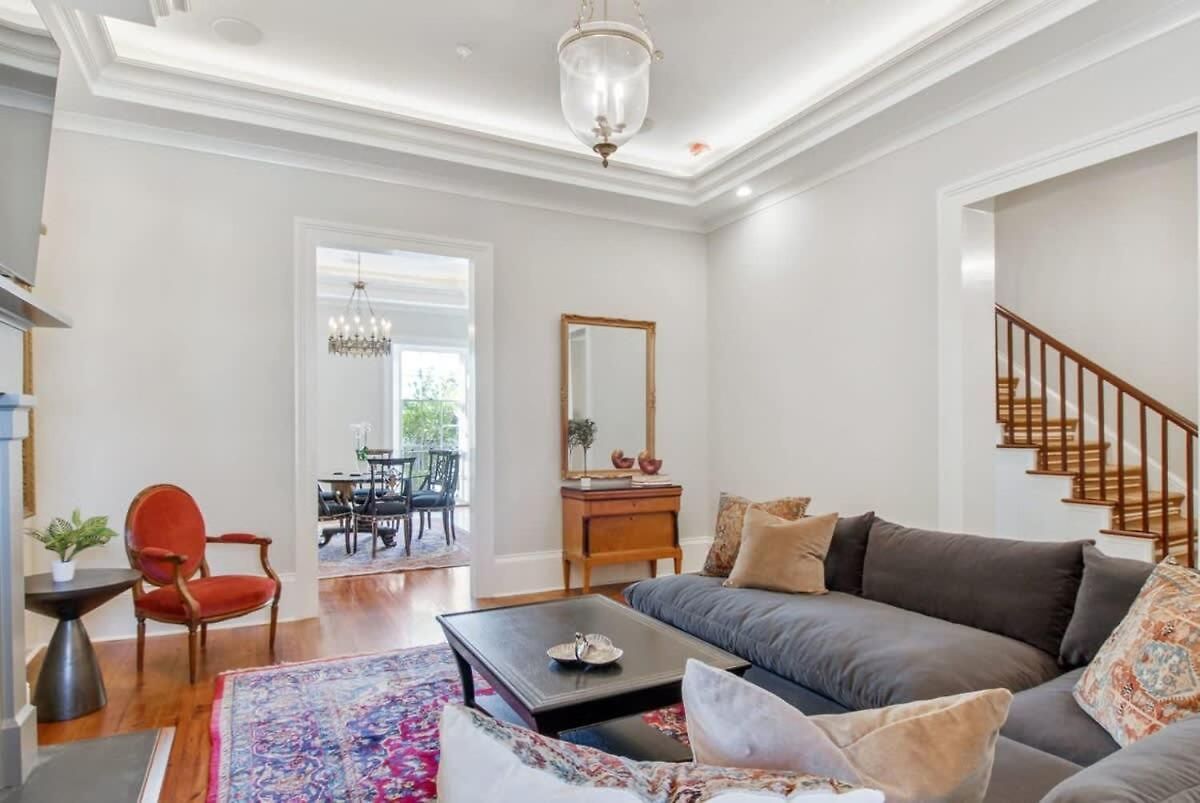 Holiday home Historic Cbd Townhomes With Courtyard *