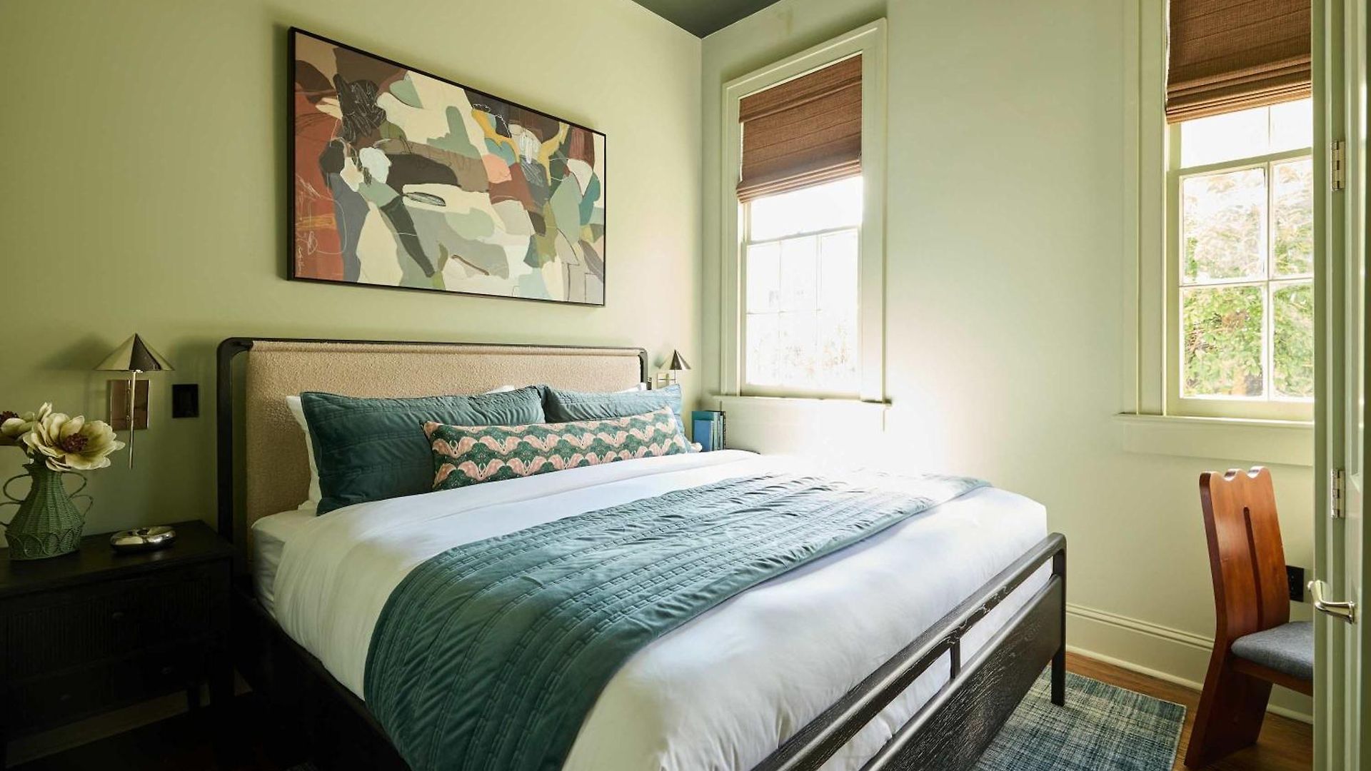 Holiday home Luxury On Magazine Shared Heated Pool &