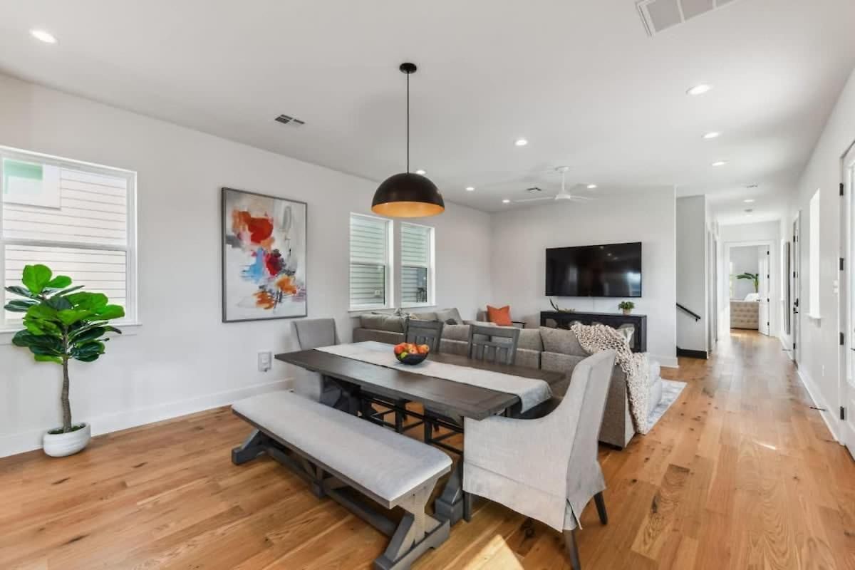 Elegant Stylish With Hot Tub & Pergola * New Orleans