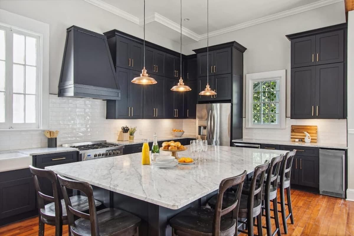 Opulent Expansive Unit Heated Pool And 4* New Orleans