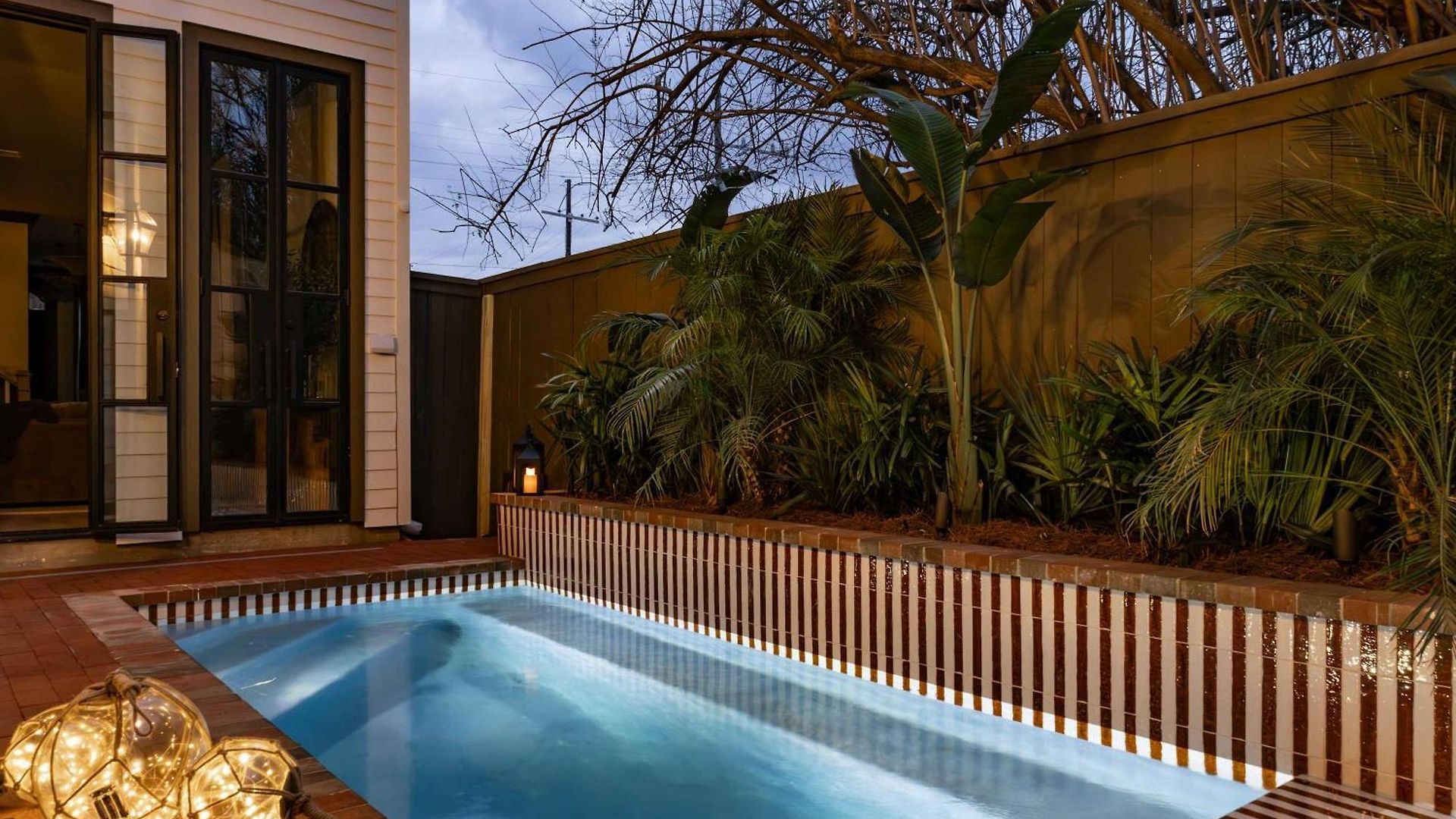 Luxury On Magazine St Heated Plunge Pool