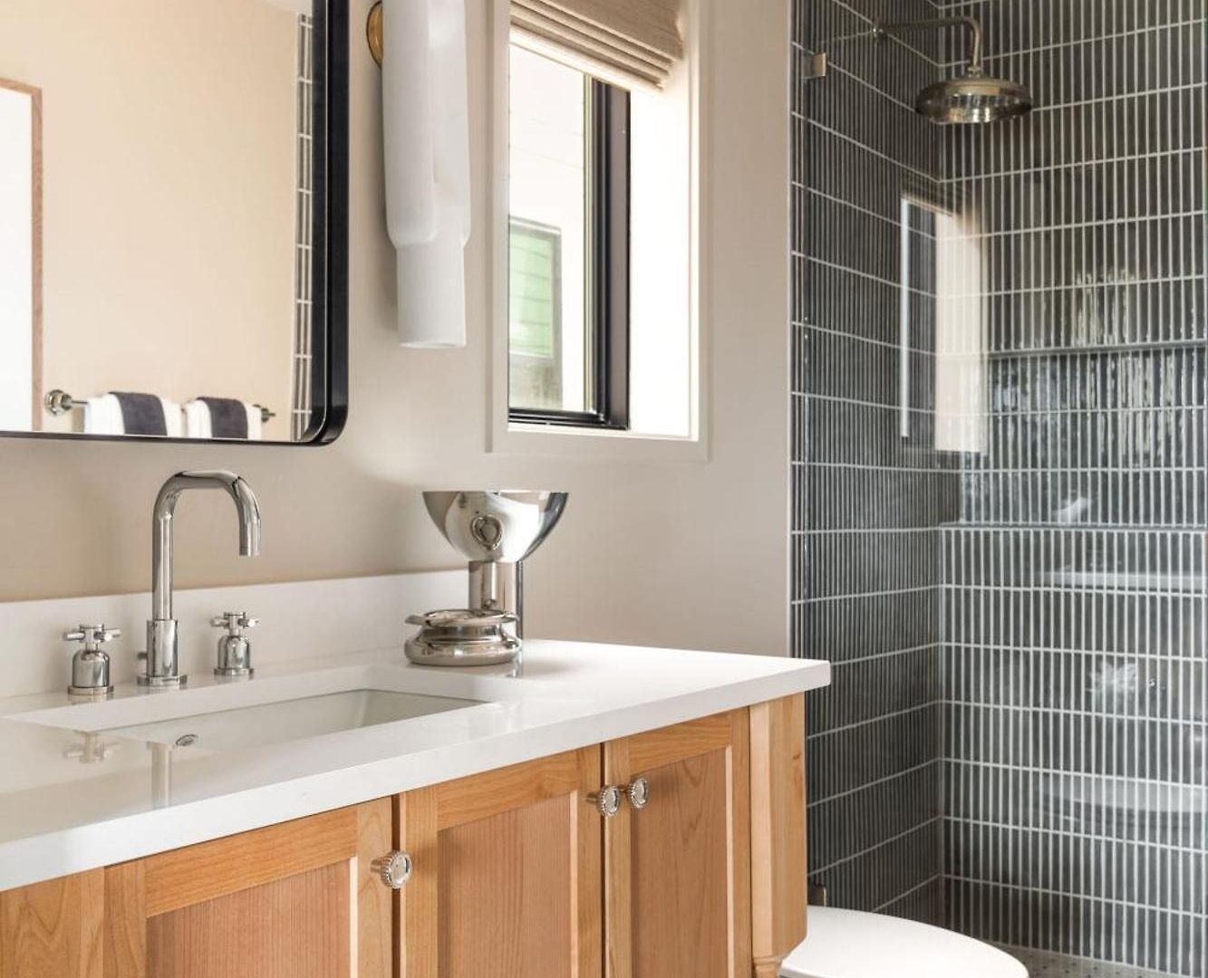 Modern New Homes Heated Pools And Spas * New Orleans