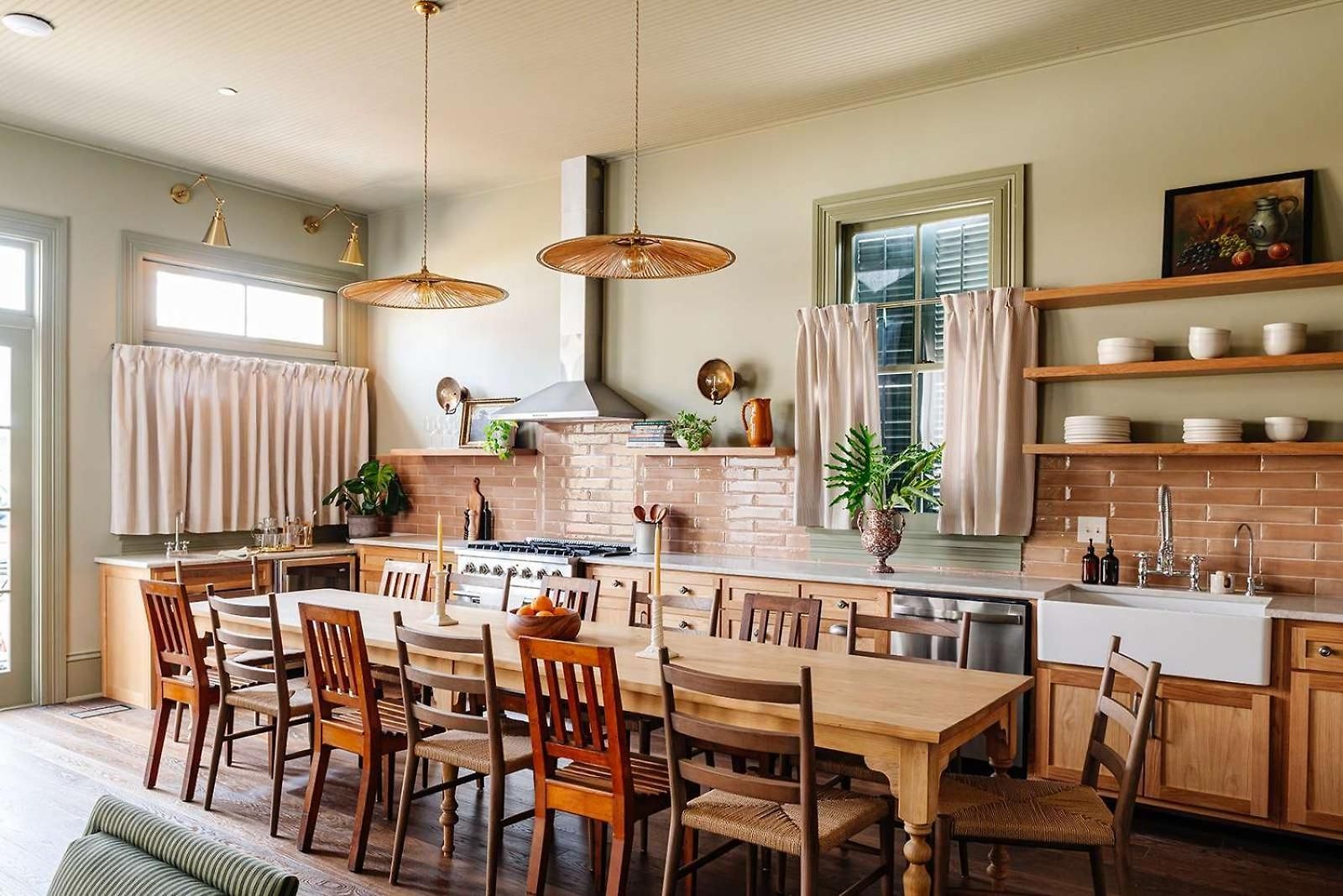 Luxury French Quarter & Heated Pool