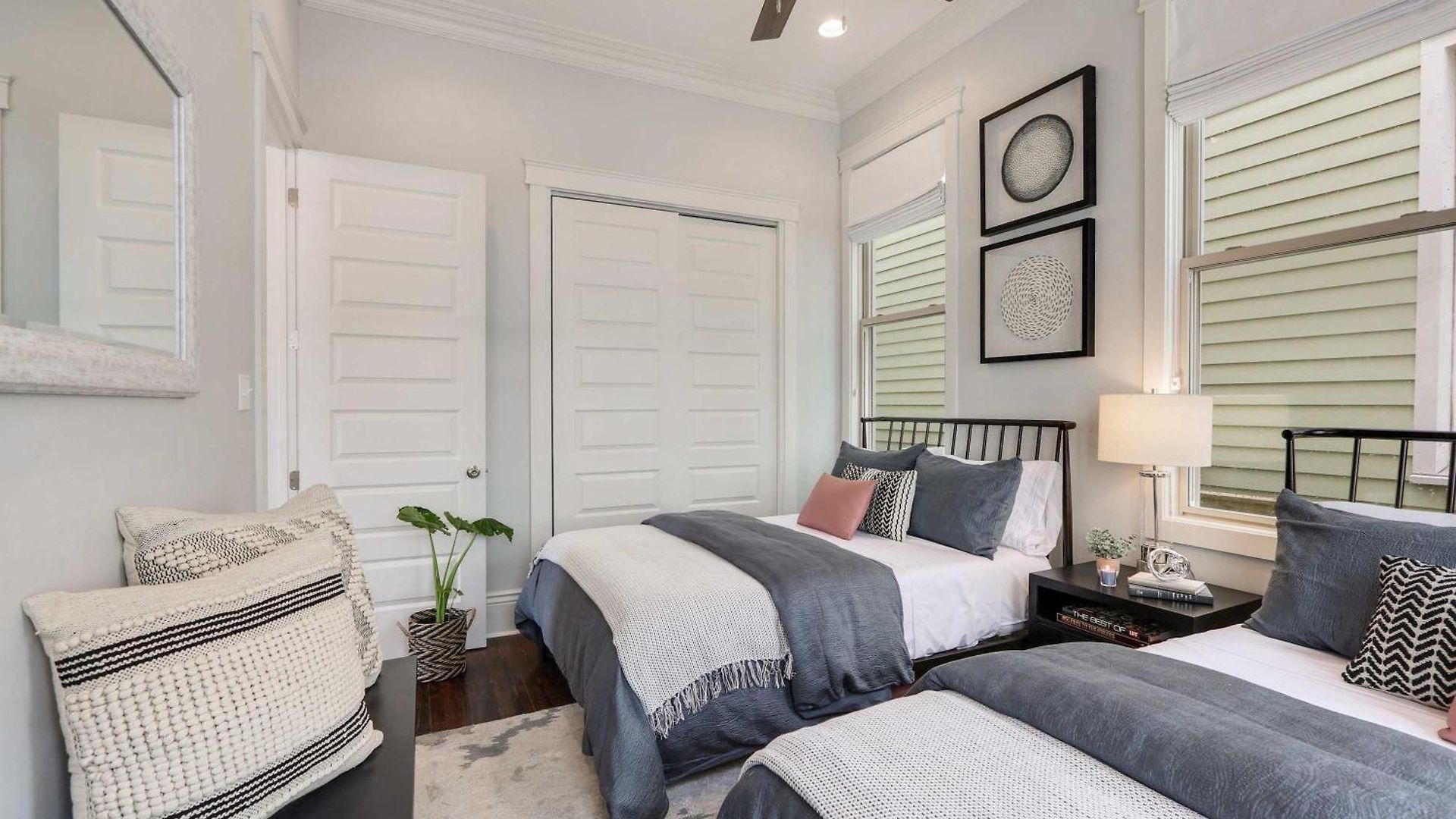 Beautiful Renovated With Private Heated Pool Holiday home New Orleans
