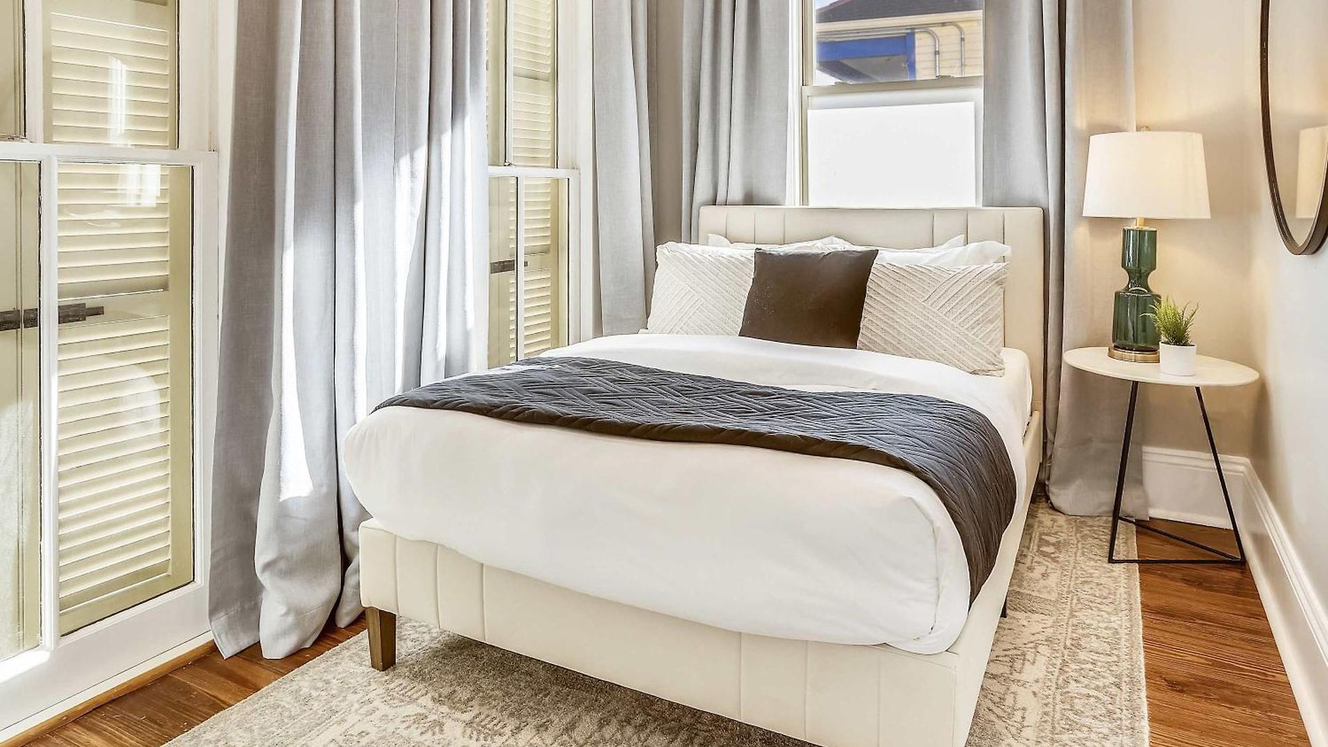 Holiday home Luxe With Back Patio Near Frenchmen