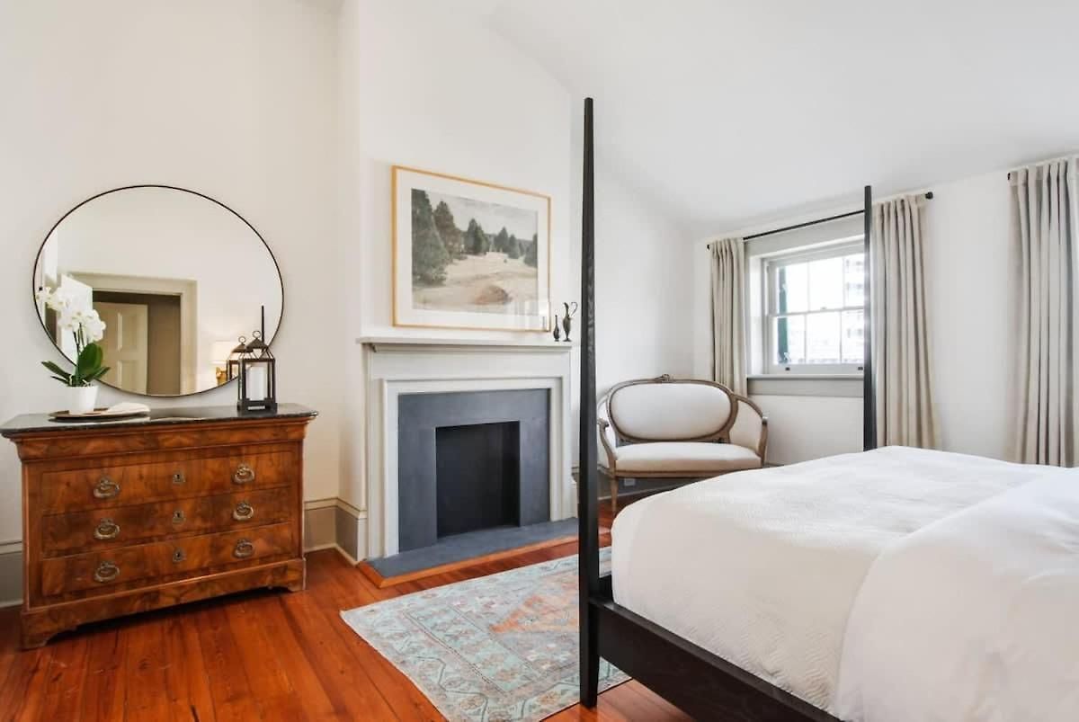 Historic Restored Near To Downtown *