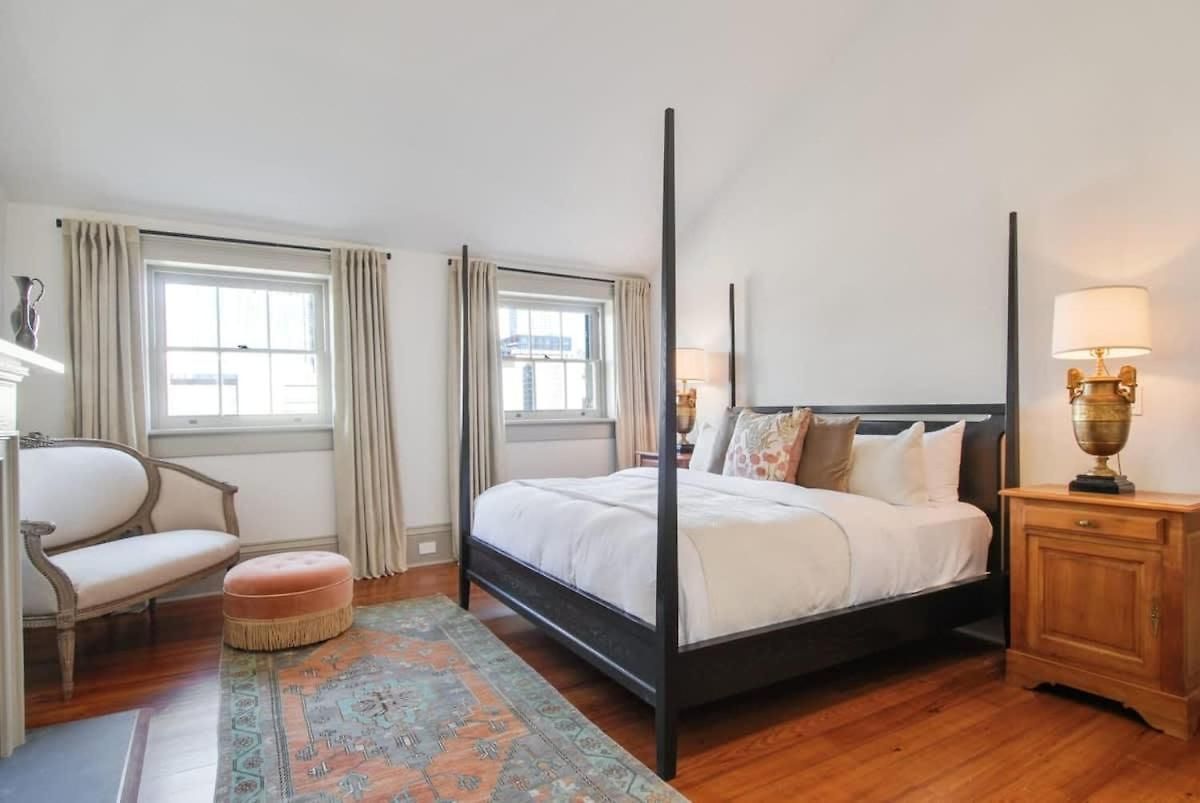 Historic Restored Near To Downtown Holiday home New Orleans