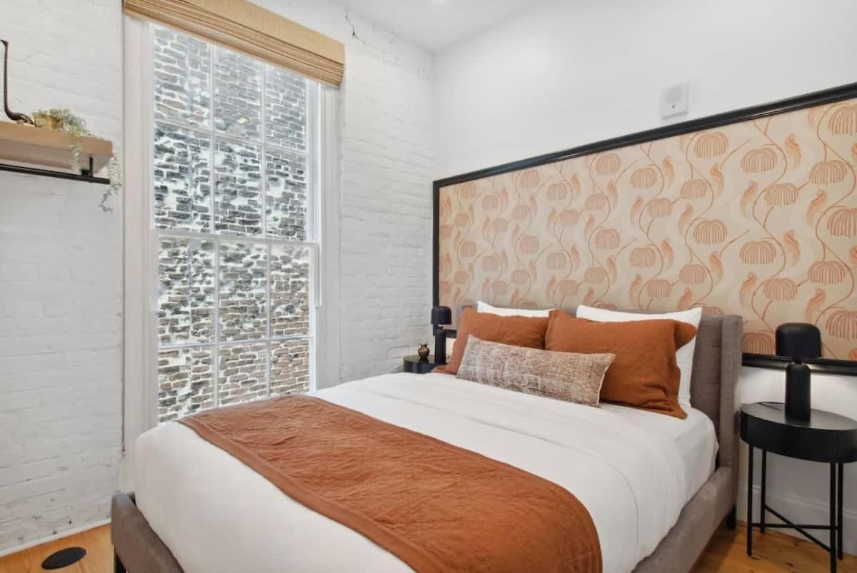 Two Expansive Near French Quarter