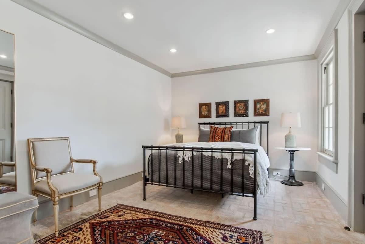 Holiday home Elegant Cbd With Courtyard & Balcony *