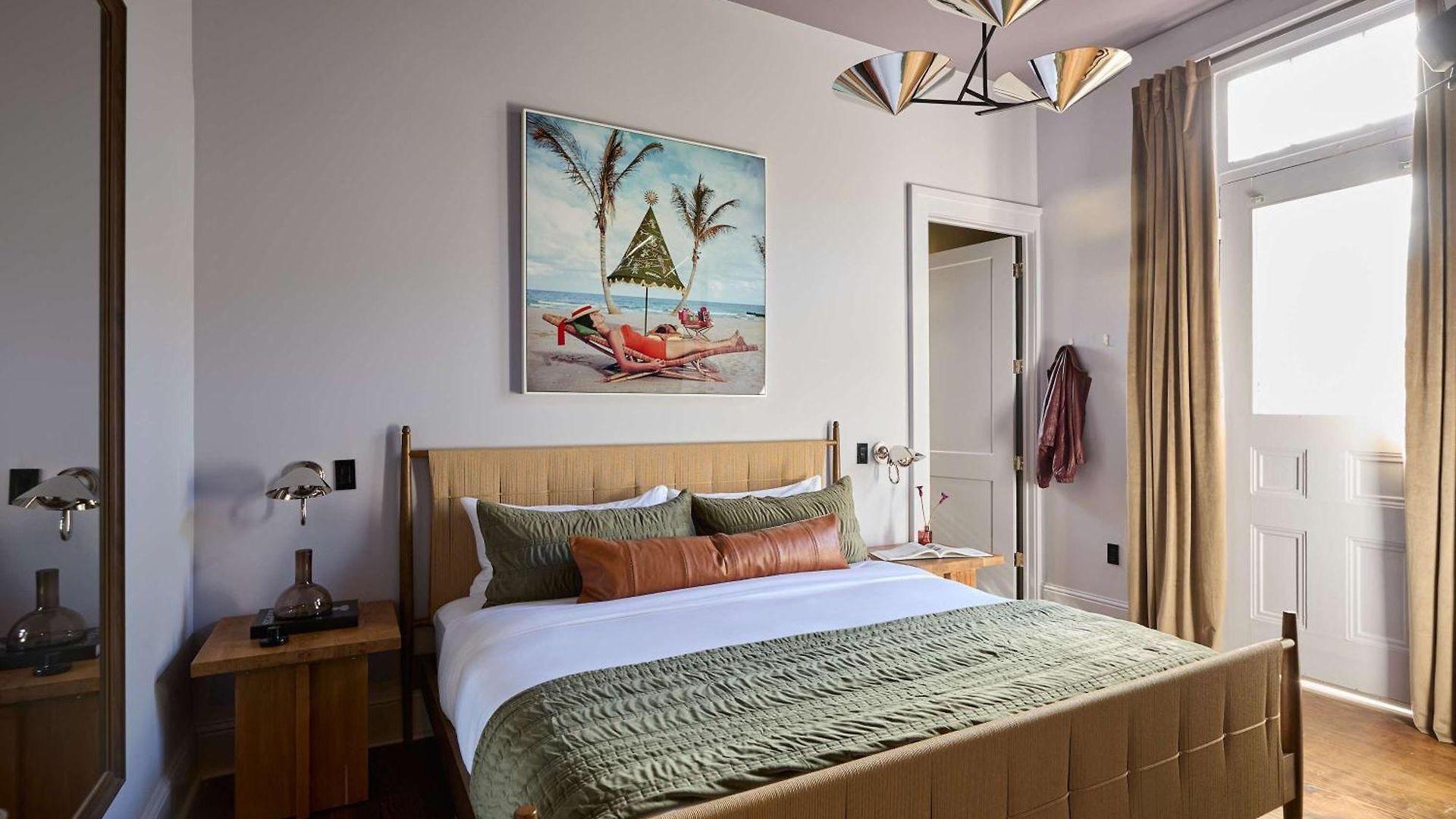 Holiday home Luxury On Magazine Shared Heated Pool & *