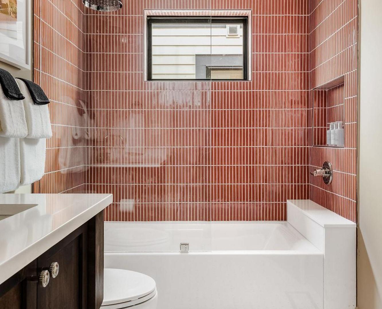 Luxury New Heated Pool And